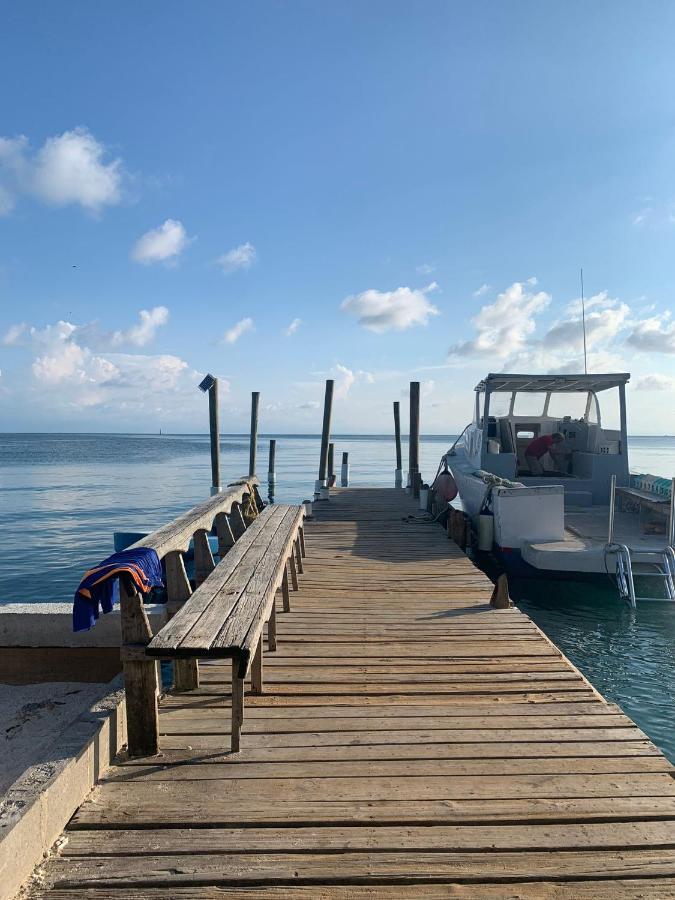 Paradise Divers Hotel 우틸라 외부 사진